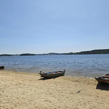 S Vyhledem Na Jezero Apartment